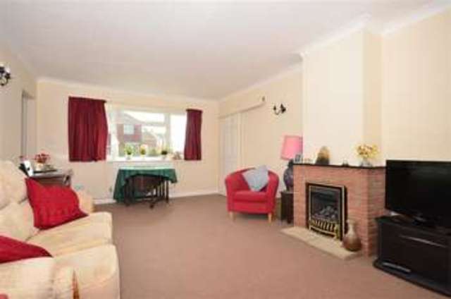  Image of 5 bedroom Bungalow for sale in St. Marys Road New Romney TN28 at New Romney Kent New Romney, TN28 8JB