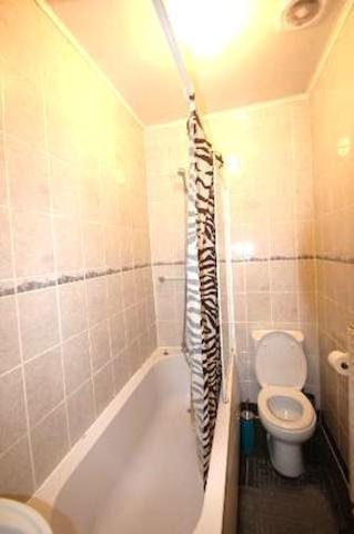  Image of 3 bedroom Maisonette to rent in St. Pauls Road London N1 at Islington London Islington, N1 2LL