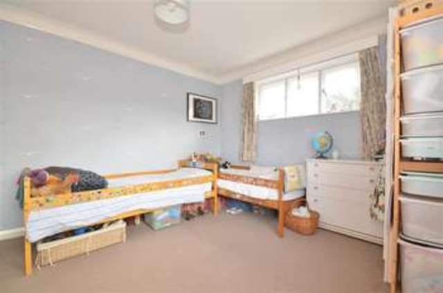  Image of 2 bedroom Flat for sale in St. Pauls Road West Dorking RH4 at Dorking Surrey Dorking, RH4 2HT