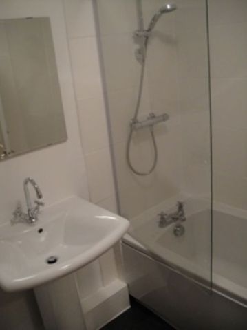  Image of 3 bedroom Terraced house to rent in Station Road Haydock St. Helens WA11 at Station Road Haydock St Helens, WA11 0JN