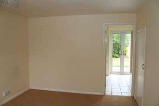  Image of 2 bedroom Semi-Detached house to rent in Stirling Close Yate Bristol BS37 at North Yate  Bristol, BS37 5UJ