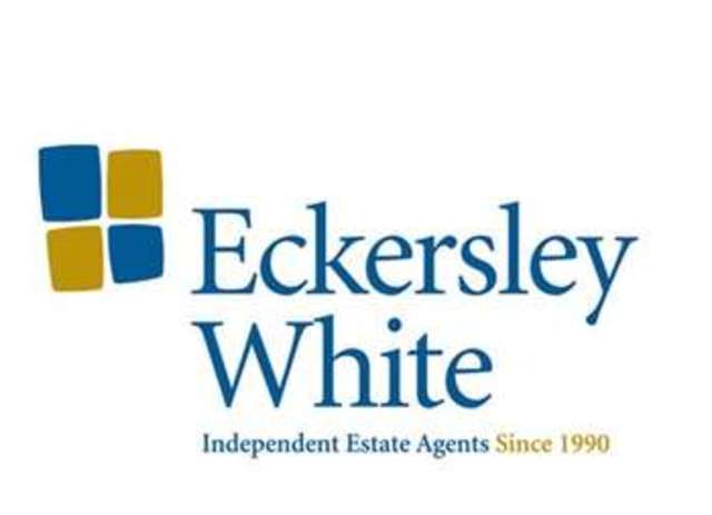  Image of 2 bedroom Apartment for sale in Stoke Road Gosport PO12 at Stoke Road  Gosport, PO12 1LS