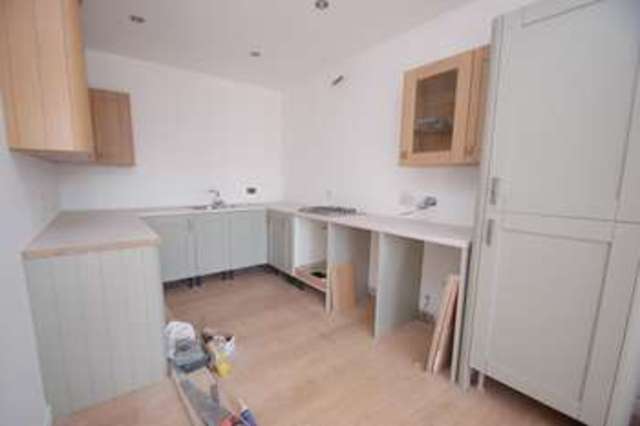  Image of 2 bedroom Apartment for sale in Stoke Road Gosport PO12 at Stoke Road  Gosport, PO12 1LS