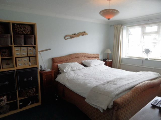  Image of 4 bedroom Detached house for sale in Coopers Court Road Stokenchurch High Wycombe HP14 at Coopers Court Road Stokenchurch Stokenchurch, HP14 3QA