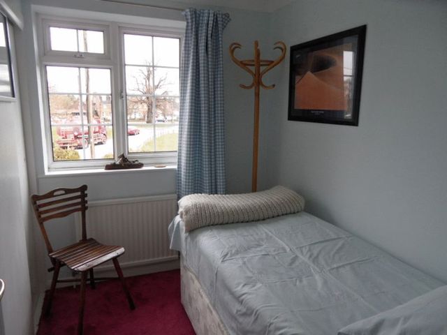  Image of 4 bedroom Detached house for sale in Coopers Court Road Stokenchurch High Wycombe HP14 at Coopers Court Road Stokenchurch Stokenchurch, HP14 3QA