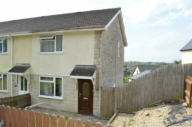  Image of 2 bedroom Property for sale in Stoneable Road Radstock BA3 at Stoneable Road Radstock Radstock, BA3 3JR