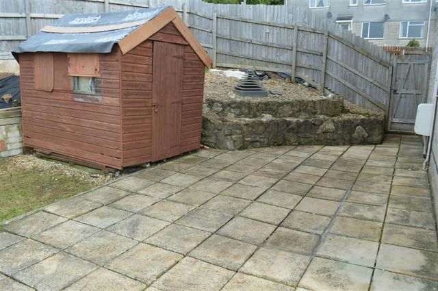  Image of 2 bedroom Property for sale in Stoneable Road Radstock BA3 at Stoneable Road Radstock Radstock, BA3 3JR