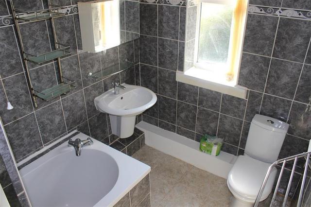  Image of 3 bedroom Detached house to rent in Stoneton Grove Birmingham B29 at Stoneton Grove  BIRMINGHAM, B29 5NT
