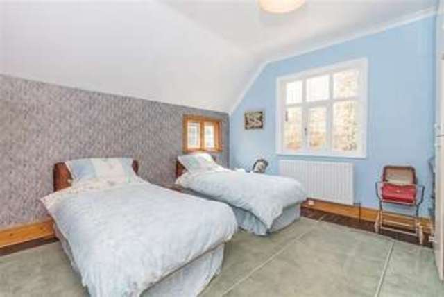  Image of 3 bedroom End of Terrace for sale in Stourbridge Road Catshill Bromsgrove B61 at Stourbridge Road Catshill Bromsgrove, B61 9LQ