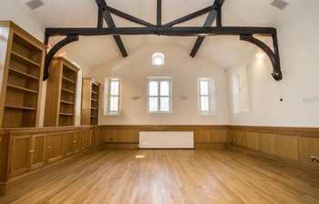  Image of 5 bedroom Detached house for sale in The Coombe Streatley Reading RG8 at Streatley on Thames  Reading, RG8 9QL