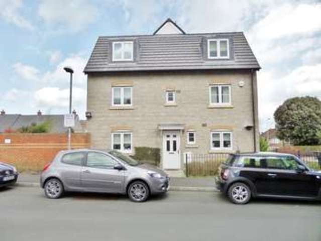  Image of 4 bedroom Detached house to rent in Strouds Close Swindon SN3 at Old Town Swindon Coate, SN3 1FD