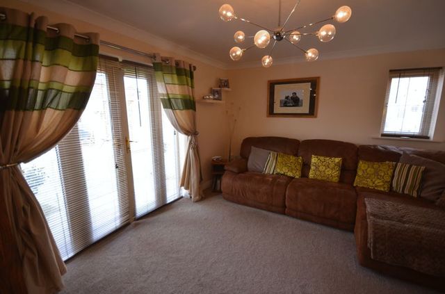  Image of 3 bedroom Detached house for sale in Sunningdale Drive Edlington Doncaster DN12 at Sunningdale Drive Edlington Doncaster, DN12 1QR