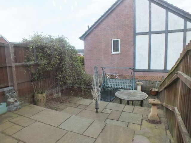  Image of 2 bedroom Terraced house to rent in Swallow Walk Biddulph Stoke-on-Trent ST8 at Swallow Walk  Biddulph, ST8 6TY