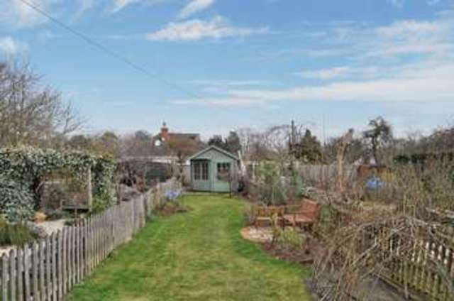  Image of 3 bedroom Terraced house for sale in Swinburne Road Abingdon OX14 at Swinburne Road  Abingdon, OX14 2HG