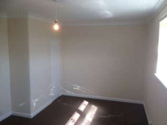  Image of 2 bedroom Terraced house to rent in Swinton Crescent Coatbridge ML5 at Swinton Crescent Kirkwood Coatbridge, ML5 5SD