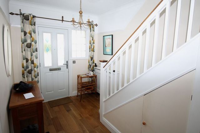  Image of 3 bedroom Detached house for sale in Ashurst Road Tadworth KT20 at Ashurst Road  Tadworth, KT20 5EU