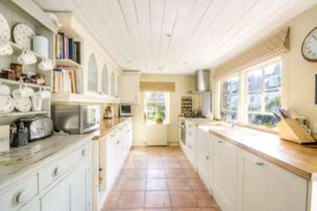  Image of 5 bedroom Town House for sale in Tarrant Street Arundel BN18 at Arundel Arundel, BN18 9DJ
