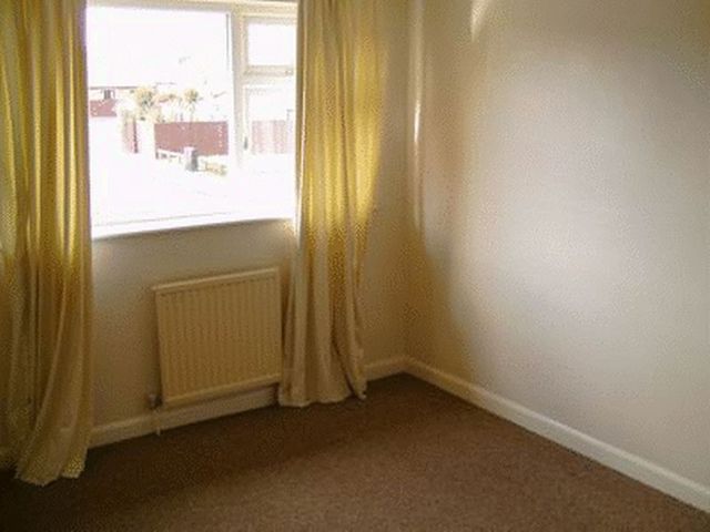  Image of 3 bedroom Semi-Detached house to rent in Tealby Close Nottingham NG6 at Tealby Close Bulwell Nottingham, NG6 7FY