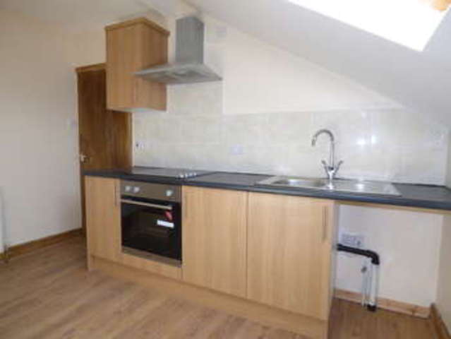  Image of 1 bedroom Flat to rent in Tempest Road Holbeck Leeds LS11 at Beeston Leeds West Yorkshire, LS11 7EG