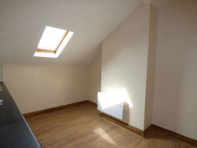  Image of 1 bedroom Flat to rent in Tempest Road Holbeck Leeds LS11 at Beeston Leeds West Yorkshire, LS11 7EG