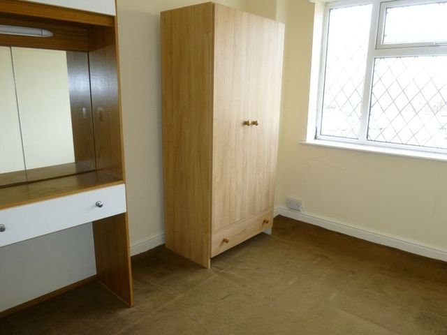  Image of 3 bedroom Semi-Detached house to rent in The Avenue Leigh WN7 at The Avenue  Leigh, WN7 1HR