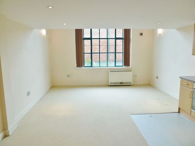  Image of 1 bedroom Flat for sale in Moseley Road Balsall Heath Birmingham B12 at The Edge 585 Moseley Road Birmingham, B12 9BL
