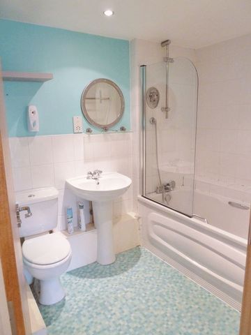  Image of 1 bedroom Flat for sale in Moseley Road Balsall Heath Birmingham B12 at The Edge 585 Moseley Road Birmingham, B12 9BL