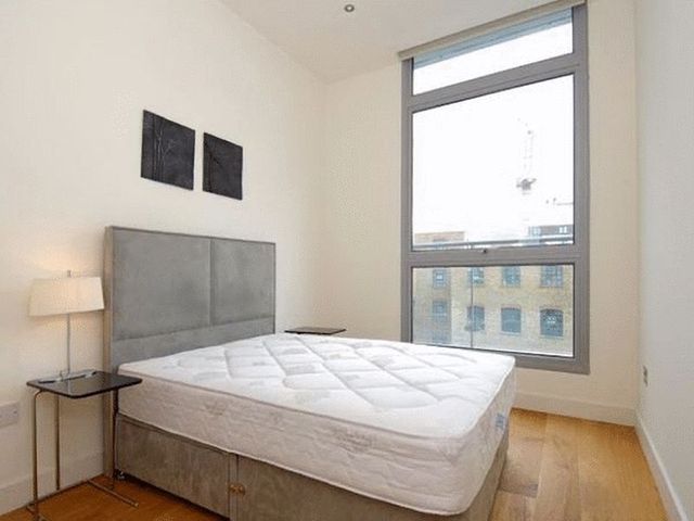  Image of 3 bedroom Flat to rent in Dereham Place London EC2A at Dereham Place  London, EC2A 3HJ