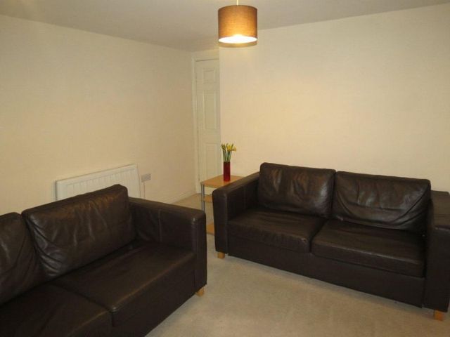  Image of 2 bedroom Apartment to rent in Middlewood Street Salford M5 at Middleton Street  Salford, M5 4LW