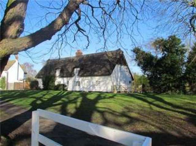  Image of 2 bedroom Cottage to rent in The Green Histon Cambridge CB24 at Histon, CB24 9JA