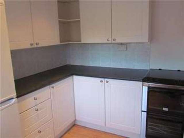  Image of 2 bedroom Cottage to rent in The Green Histon Cambridge CB24 at Histon, CB24 9JA