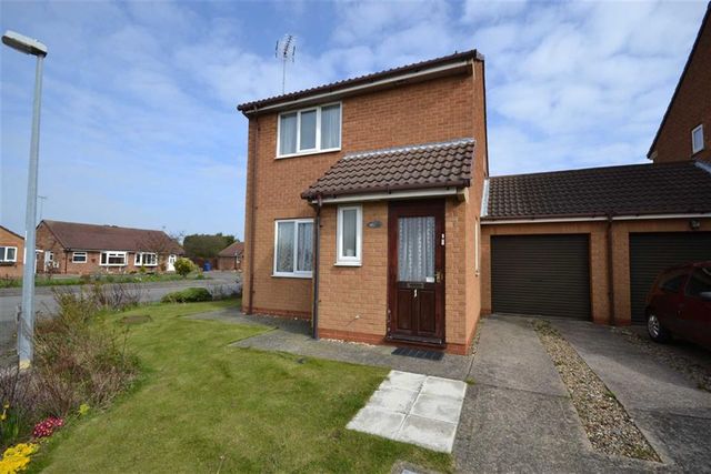  Image of 3 bedroom Property for sale in The Hollies Hornsea HU18 at The Hollies HORNSEA HORNSEA, HU18 1TW