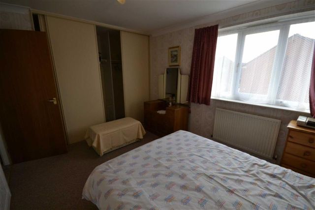  Image of 3 bedroom Property for sale in The Hollies Hornsea HU18 at The Hollies HORNSEA HORNSEA, HU18 1TW