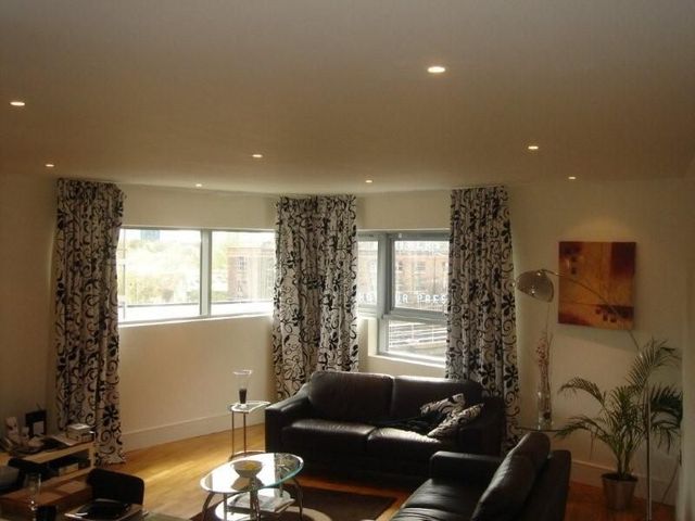  Image of 3 bedroom Apartment to rent in Whitworth Street Manchester M1 at 41 Whitworth Street West  Manchester City, M1 5BE