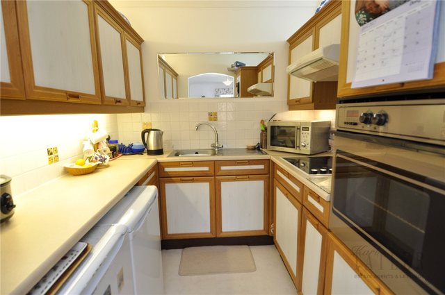  Image of 1 bedroom Retirement Property for sale in Deeside Court The Parade Parkgate Neston CH64 at Parkgate Neston Parkgate, CH64 6TX