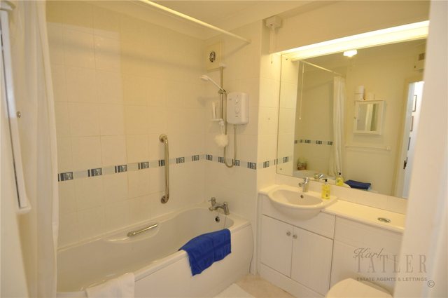  Image of 1 bedroom Retirement Property for sale in Deeside Court The Parade Parkgate Neston CH64 at Parkgate Neston Parkgate, CH64 6TX