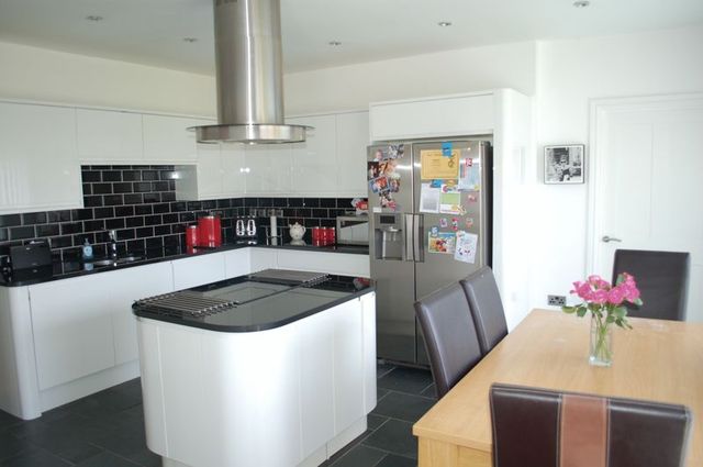  Image of 3 bedroom Detached house for sale in The Pines Grays RM16 at The Pines  Stifford Clays, RM16 2AH