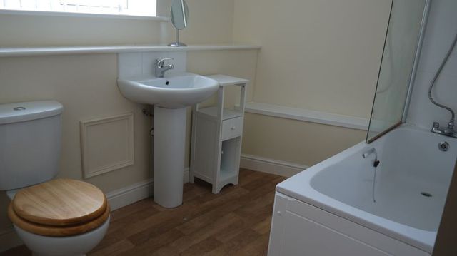  Image of 2 bedroom Flat to rent in Thornton Road Thornton Bradford BD13 at Thornton Road Thornton Bradford, BD13 3JN