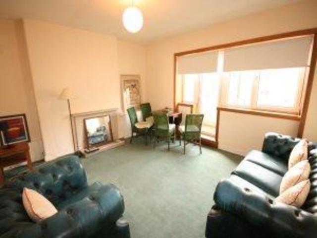  Image of 3 bedroom Flat to rent in Thornwood Road Glasgow G11 at Partick Glasgow Glasgow, G11 7RA