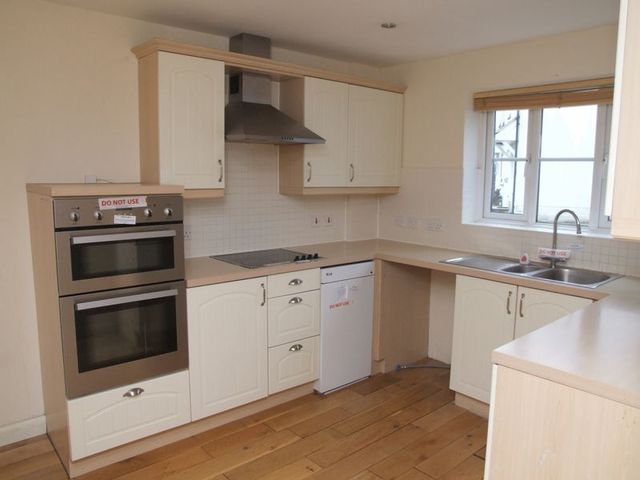  Image of 4 bedroom Terraced house to rent in Three Corners Close Camelford PL32 at Three Corners Close  Camelford, PL32 9QB