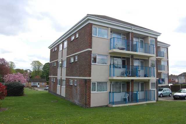  Image of 1 bedroom Flat to rent in Hewett Close Fareham PO14 at Hewett Close  Titchfield, PO14 4JF