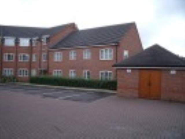  Image of 2 bedroom Apartment to rent in Titford Road Oldbury B69 at Oldbury West Midlands Oldbury, B69 4QW