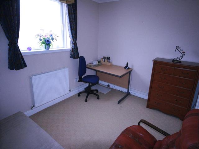  Image of 2 bedroom Flat to rent in Torridon Path Glasgow G41 at Dumbreck Glasgow Glasgow, G41 5NW