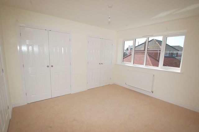  Image of 5 bedroom Detached house for sale in Totteridge Lane High Wycombe HP13 at Totteridge Lane  High Wycombe, HP13 7PG