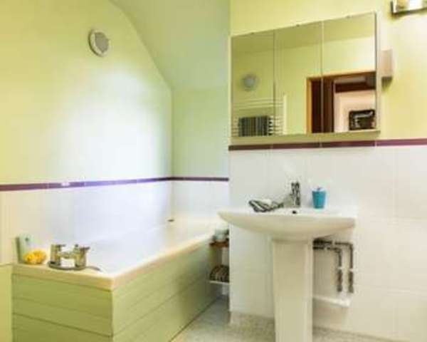  Image of 4 bedroom Detached house for sale in Towan Cross Mount Hawke Truro TR4 at Towan Cross  Porthtowan, TR4 8DA