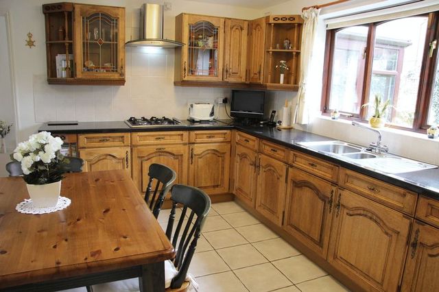  Image of 4 bedroom Detached house for sale in Treetops Portskewett Caldicot NP26 at Treetops Portskewett Caldicot, NP26 5RT