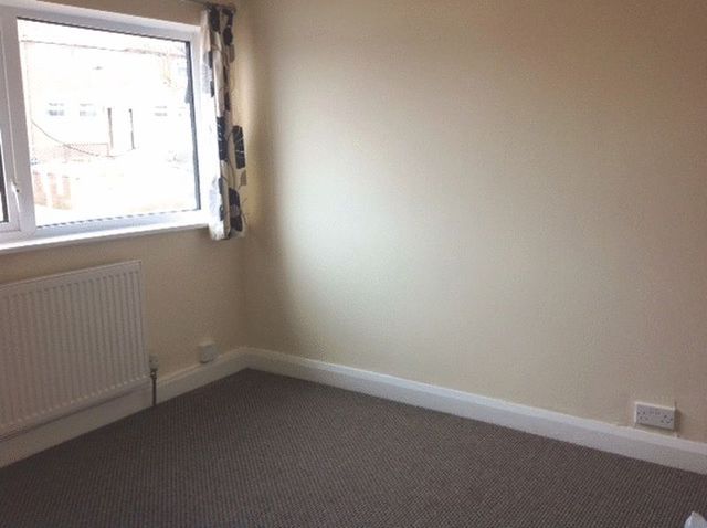  Image of 2 bedroom Semi-Detached house to rent in Tresham Road Great Barr Birmingham B44 at Tresham Road  Birmingham, B44 9UD