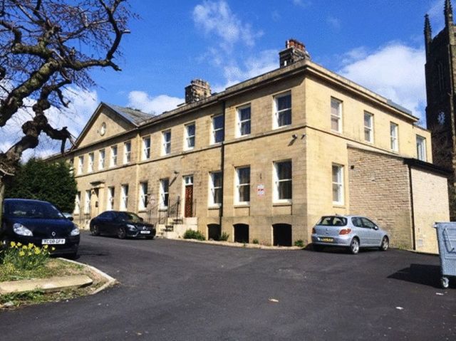  Image of 1 bedroom Property to rent in Trinity Street Huddersfield HD1 at Trinity Street  Huddersfield, HD1 4DT