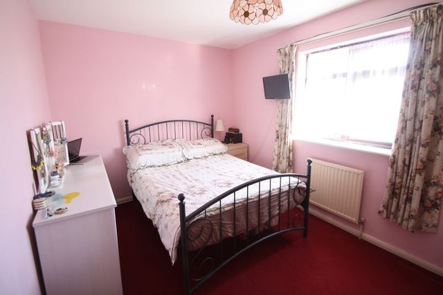  Image of 3 bedroom Terraced house for sale in Typleden Close Hemel Hempstead HP2 at Typleden Close  Hemel Hempstead, HP2 5YL
