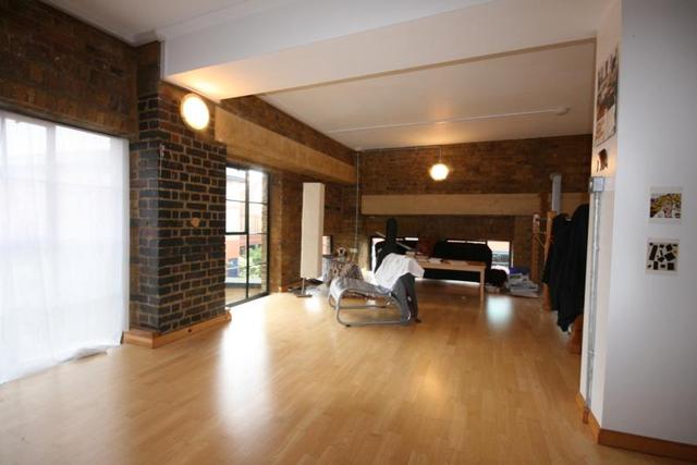  Image of 1 bedroom Flat to rent in Tyssen Street London E8 at London  Dalston, E8 2LY